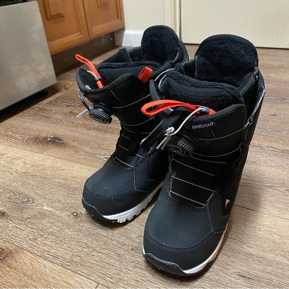 Burton Limelight BOA Snowboard Boots Sz 6 Women’s